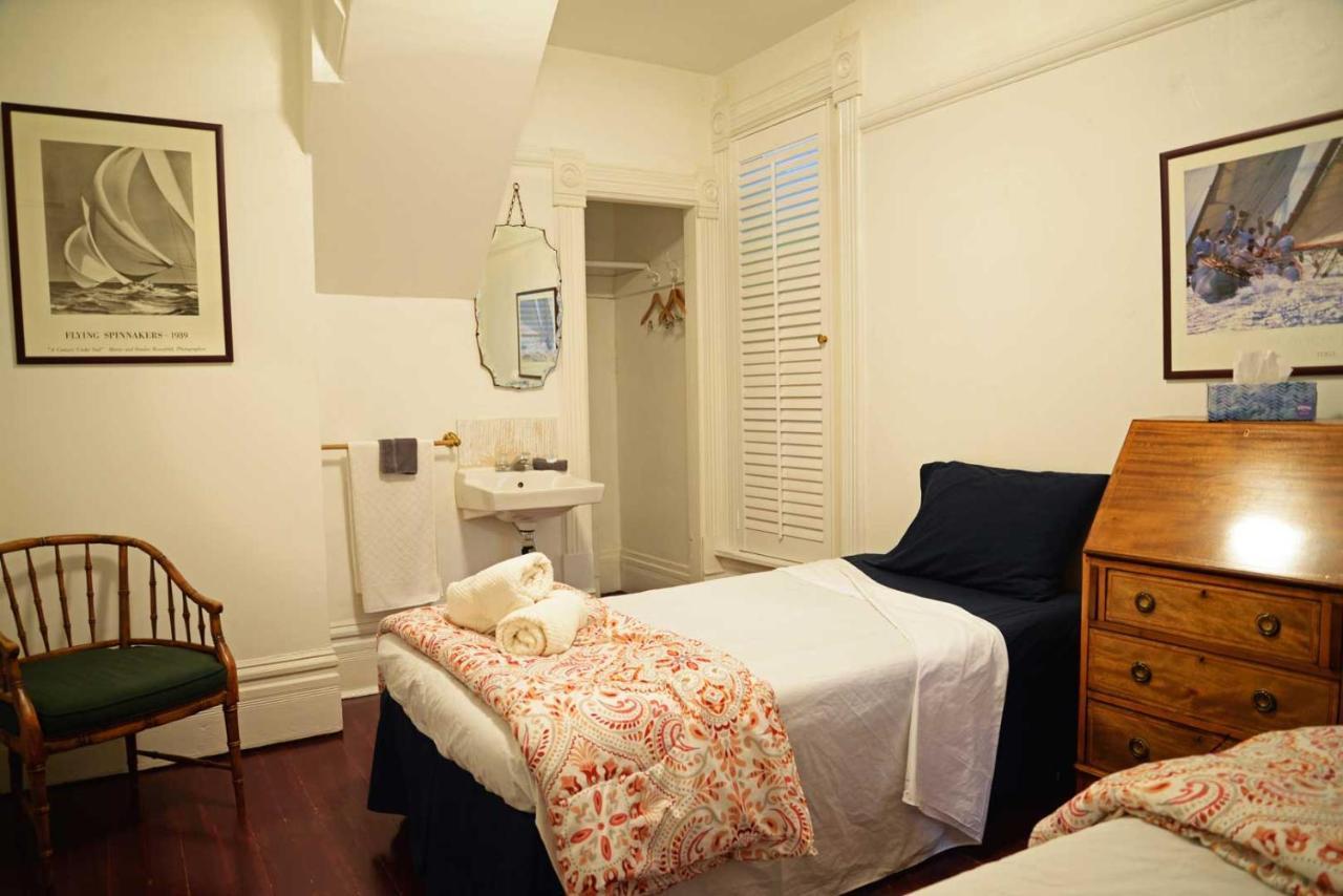 Vancouver Hideaway Guesthouse Zewnętrze zdjęcie